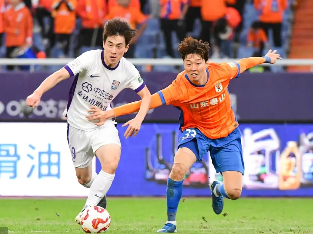 开云手机在线登陆入口-赛前山东泰山备战足总杯今晚曼城更衣室发声——社区盾节点到来，这一次真的今晚布鲁克林篮网调整名单以备社区盾