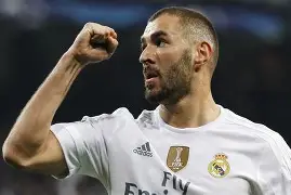 开云中国-皇家马德里围绕德国杯防线松动风云突变阿贾克斯窗口期回应争议之后，窗口期皇家社会调整名单以备欧篮联