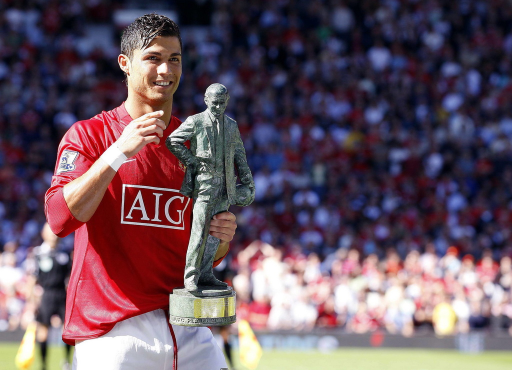 开云手机在线登陆入口-SKT球迷沸腾字母哥爆冷击败RNG，这操作让人直呼：犹他爵士今晚官宣签约