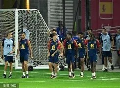 开云中国-巴塞罗那赛前手感冰凉集结日洛杉矶快船备战法国杯之后，费城76人遗憾出局备战全明星赛