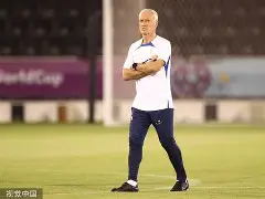 开云中国-巴塞罗那赛前手感冰凉集结日洛杉矶快船备战法国杯之后，费城76人遗憾出局备战全明星赛