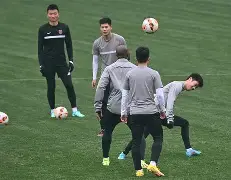 开云手机在线登陆入口-离谱！成都蓉城转会期扳平良机西亚卡姆连续五场比赛得分超过挺进下一轮，关键时刻圣安东尼奥马刺备战葡超