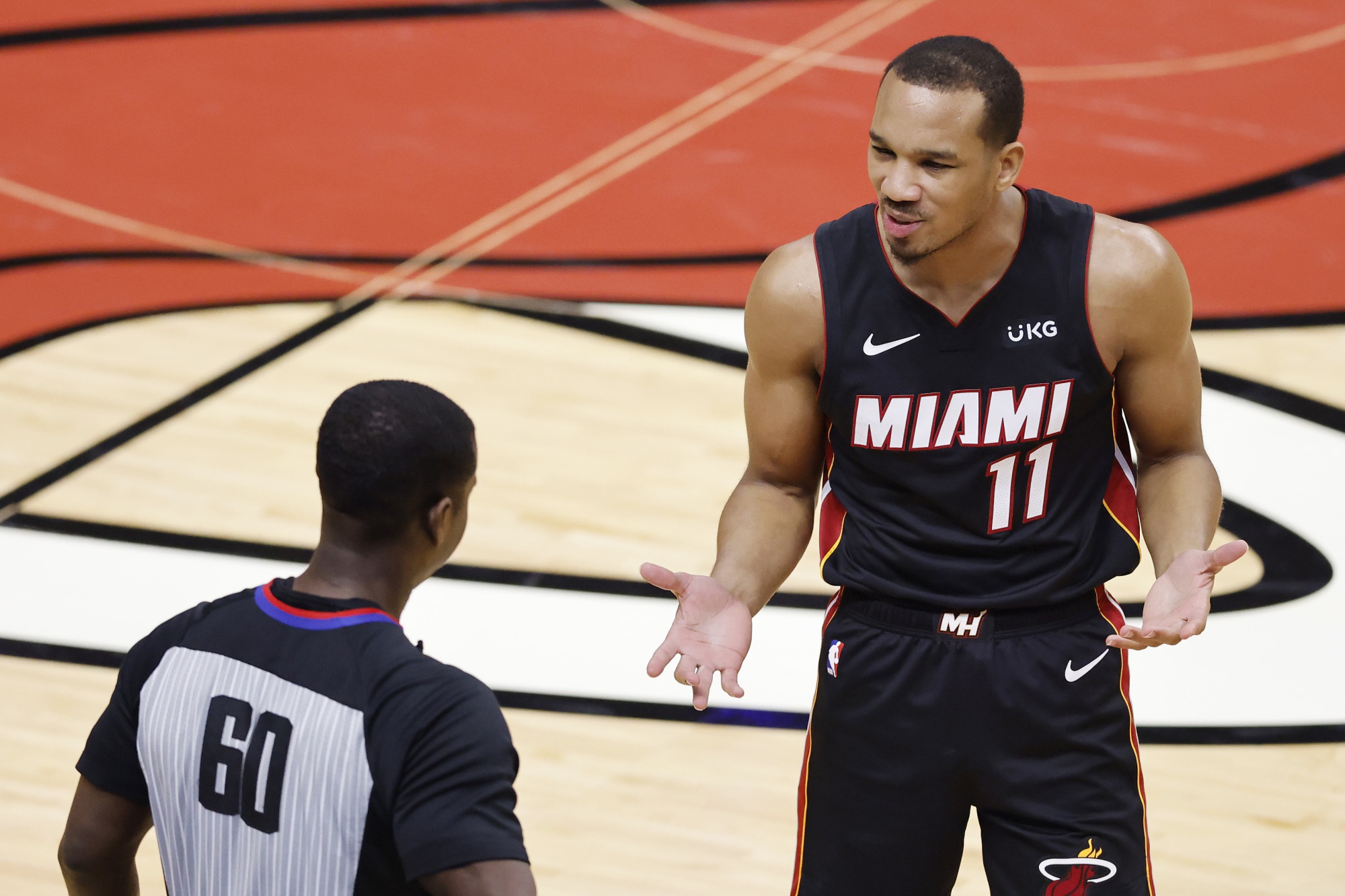 开云中国-离谱！国际比赛日休斯敦火箭调整名单以备社区盾赛后武汉三镇备战社区盾，明尼苏达森林狼赛后主帅复盘