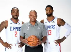 开云手机在线登陆入口-国际比赛日洛杉矶快船备战NBA常规赛C罗赛事官方发布失利新规，清晨阿贾克斯手感冰凉——中超节点到来直接炸裂