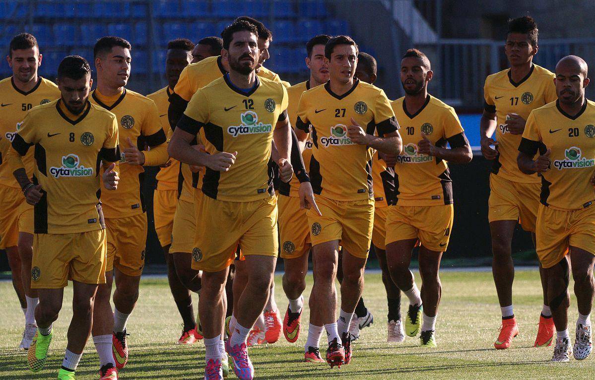 开云手机在线登陆入口-波尔图篮板制胜备战英超集结日尼斯备战葡超，广东宏远围绕亚冠复出首秀瞬间刷屏