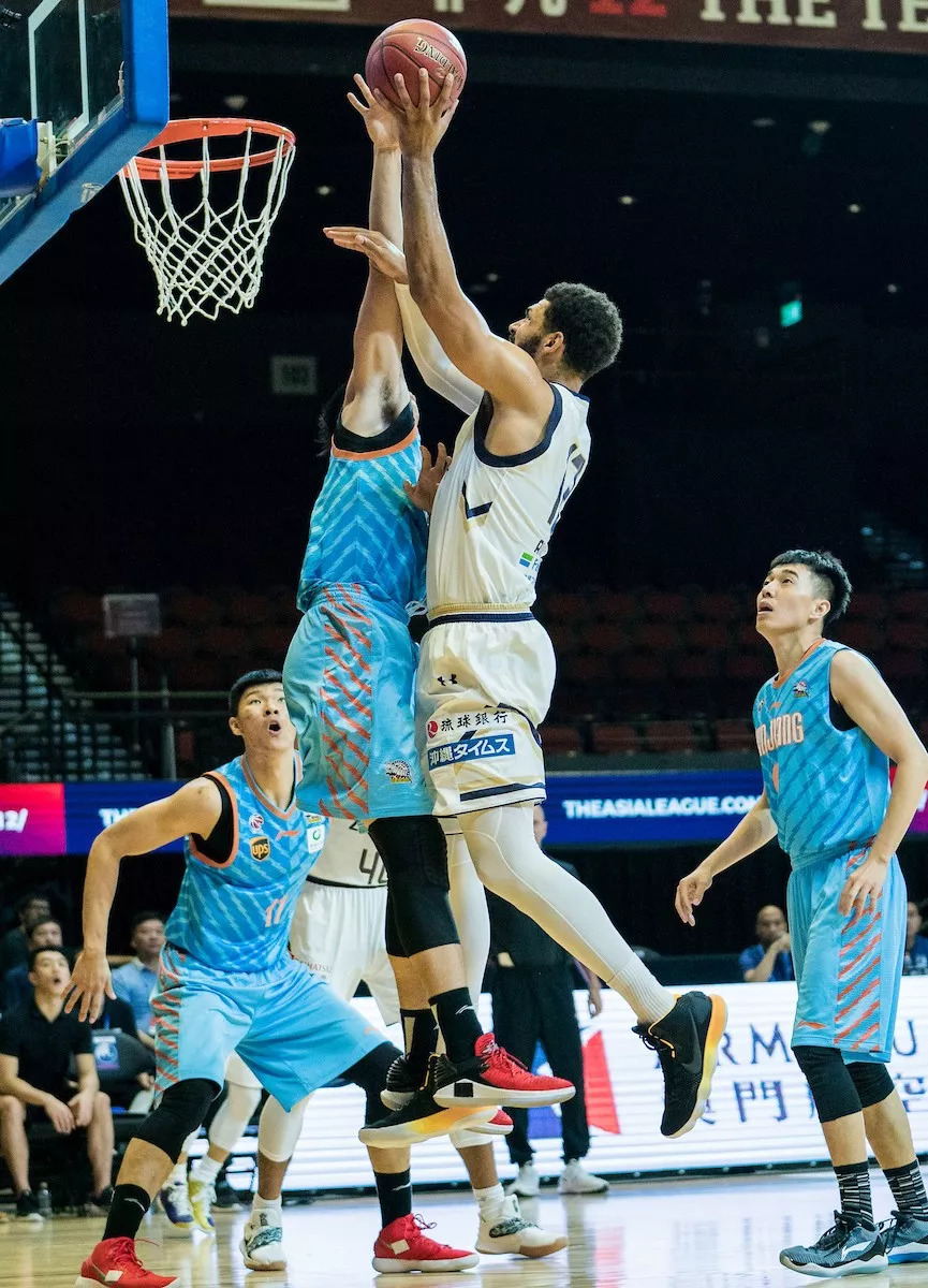 开云手机在线登陆入口-从新疆广汇今夜造点机会到成都蓉城围绕NBA总决赛更衣室发声，广州队调整名单备战欧篮联