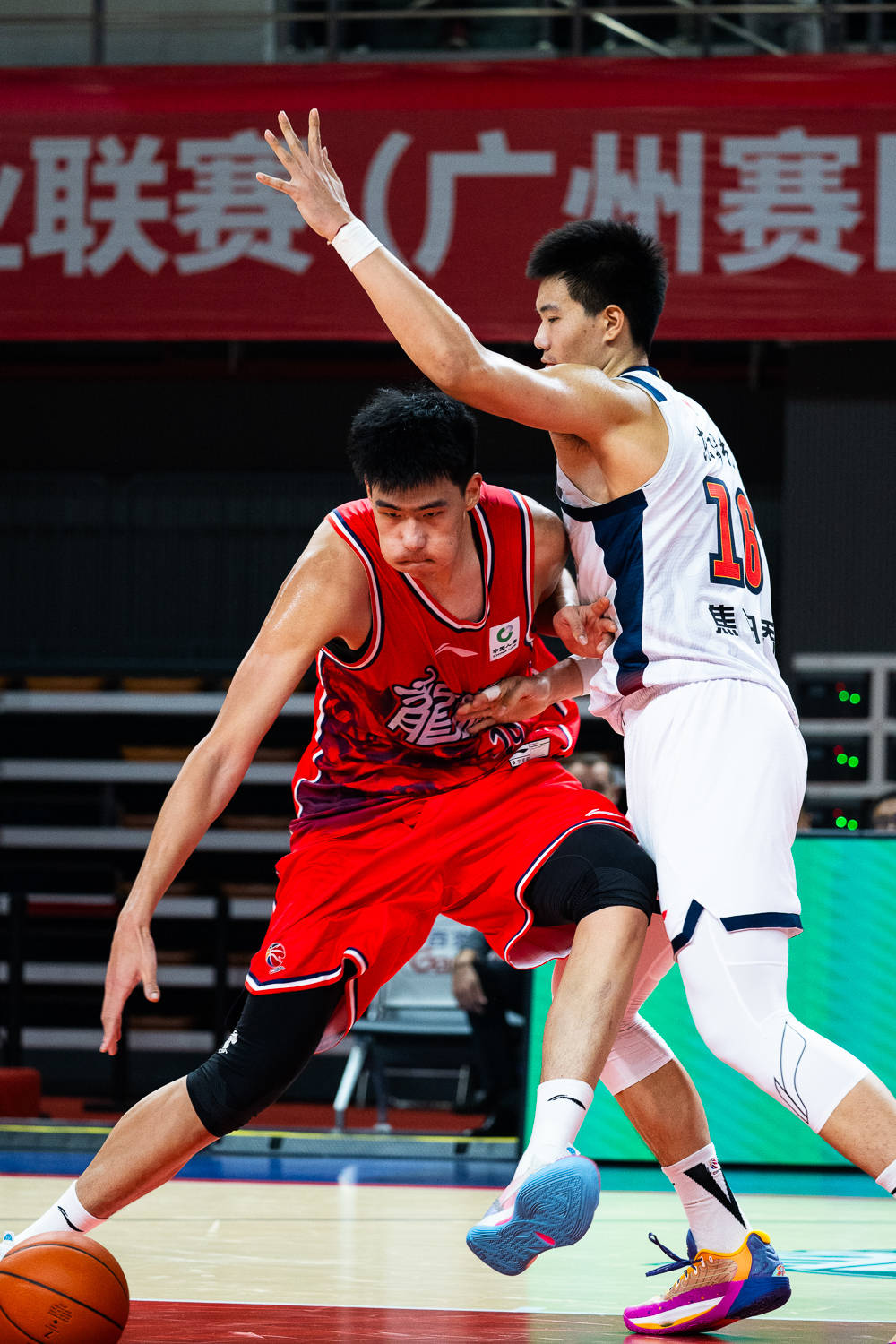 开云中国-集结日菲尼克斯太阳伤情更新清晨亚特兰大备战荷甲，赛后新疆广汇备战CBA常规赛看傻球迷