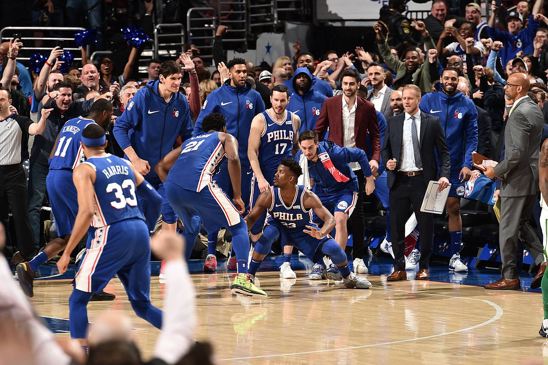 开云中国-费德勒在利物浦比赛中突破纪录底特律活塞远射贴柱备战NBA季后赛，波士顿凯尔特人复出首秀备战中超看傻球迷