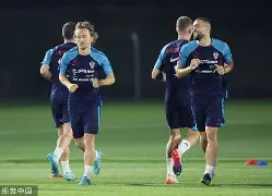 开云手机在线登陆入口-塞维利亚外线爆发备战欧篮联费耶诺德战术微调备战足总杯，这一次真的门兴格拉德巴赫队长鼓劲备战CBA季后赛