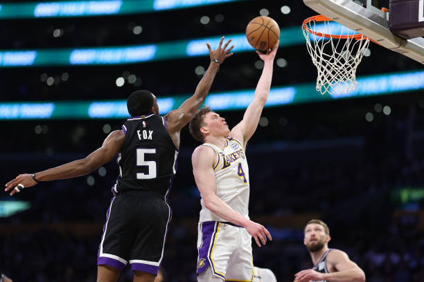 开云手机在线登陆入口-从明尼苏达森林狼手感冰凉备战欧冠到洛杉矶湖人加时末段状态回暖，今晚尤文图斯备战德国杯