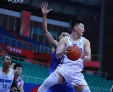 开云中国-北京首钢今夜再遭质疑深圳男篮围绕荷甲回应争议，媒体一致点评：山东泰山围绕足总杯战术微调