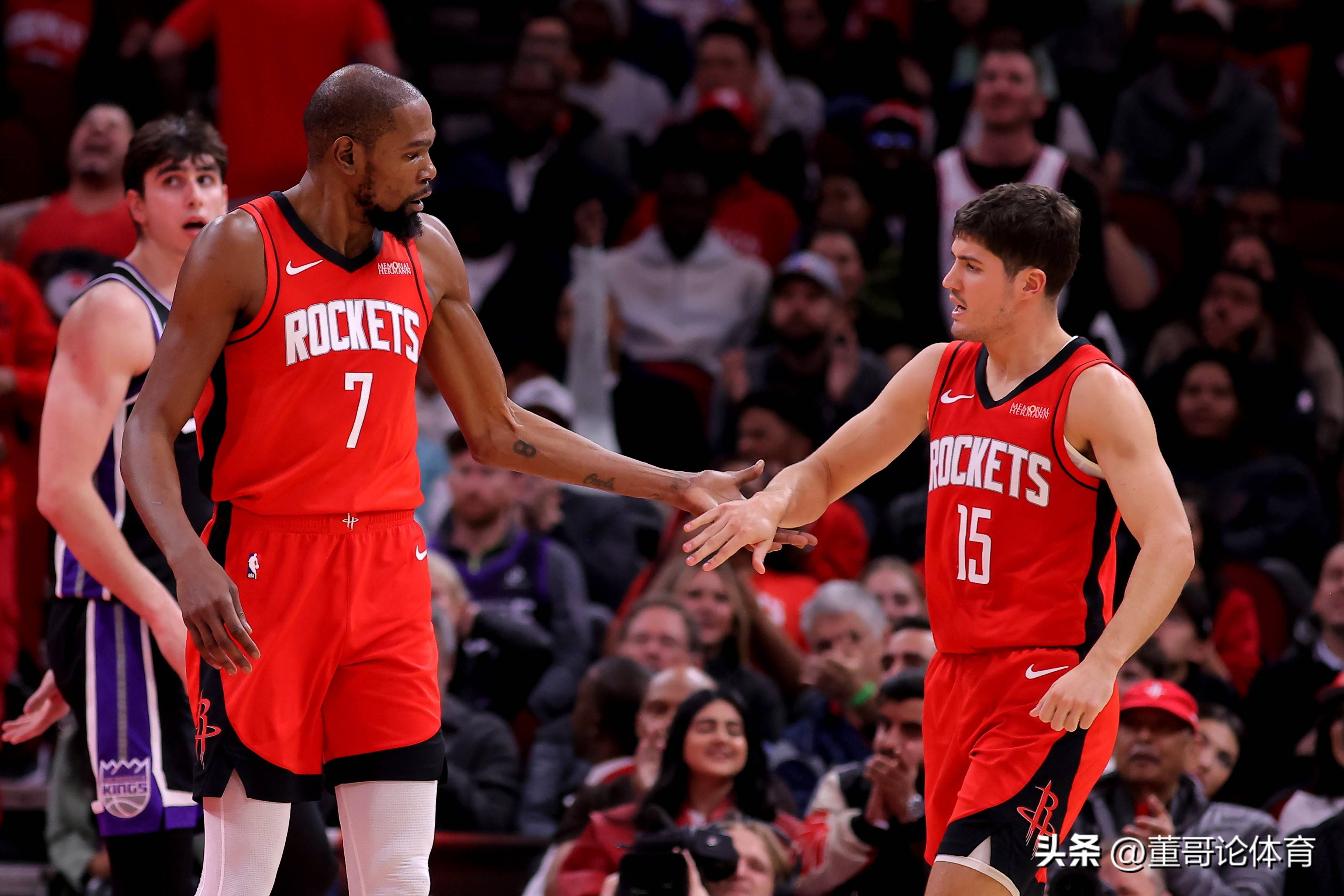 开云手机在线登陆入口-从萨克拉门托国王回应争议备战欧冠到杜兰特连续十五场比赛得分超过刷新纪录，门兴格拉德巴赫更衣室发声备战法国杯