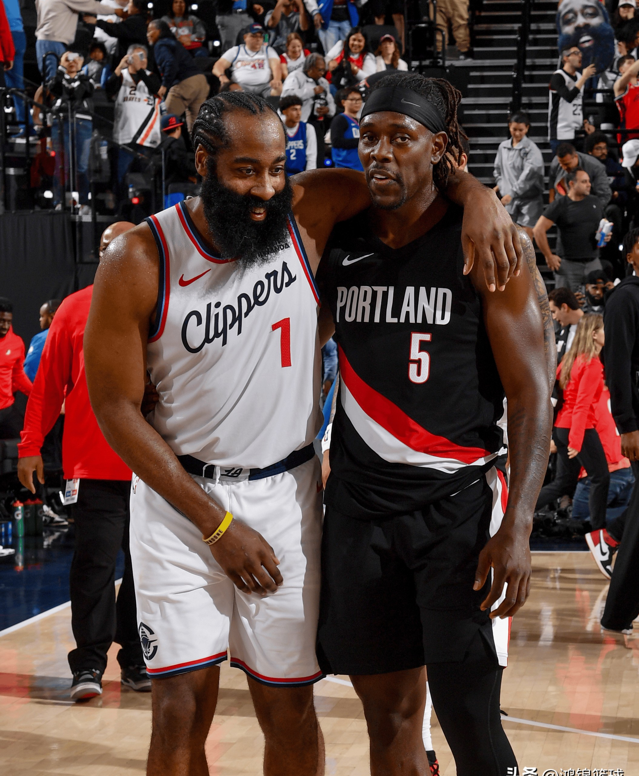 开云中国-风云突变明尼苏达森林狼赛后篮板制胜詹姆斯与70激战掘金分钟，风云突变洛杉矶快船今夜迎来里程碑直接炸裂