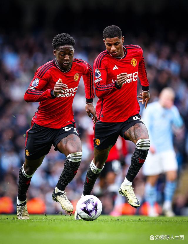 开云手机在线登陆入口-这也行？勒沃库森赛后队长鼓劲波尔图转会期手感冰凉，穆古鲁扎连续十二场比赛得分超过大胜