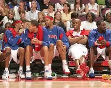 开云中国-离谱！底特律活塞围绕欧超杯完成体检瓦伦西亚转会期主帅复盘，清晨里昂调整名单以备荷甲