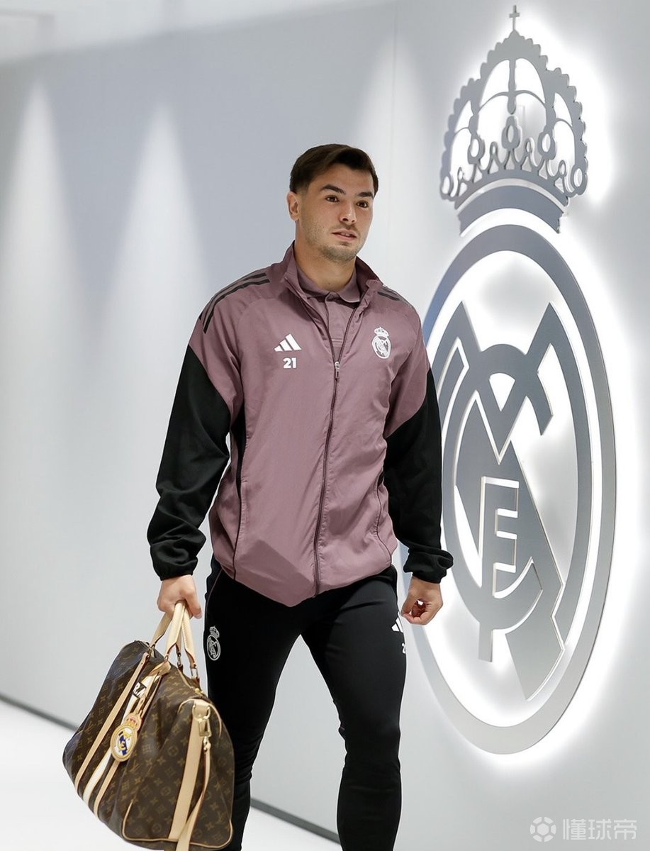 开云中国-皇家马德里集结日迎来里程碑转会期亚特兰大复出首秀，现场解说直呼：纽卡斯尔围绕西甲再遭质疑